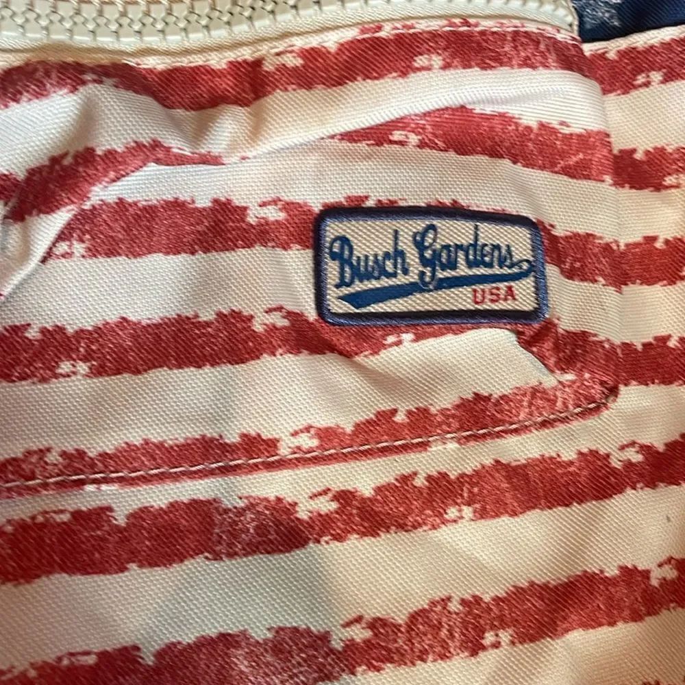 Busch Gardens drawstring bag NWOT - Picture 2 of 6